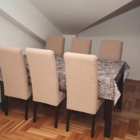 Prostran Stan U Obilicevu, Banjaluka شقة