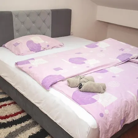 Prostran Stan U Obilicevu, Banjaluka بانيا لوكا